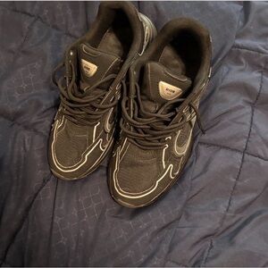 Dior Black Sneakers with Chunky Silhouette and Suede Finish